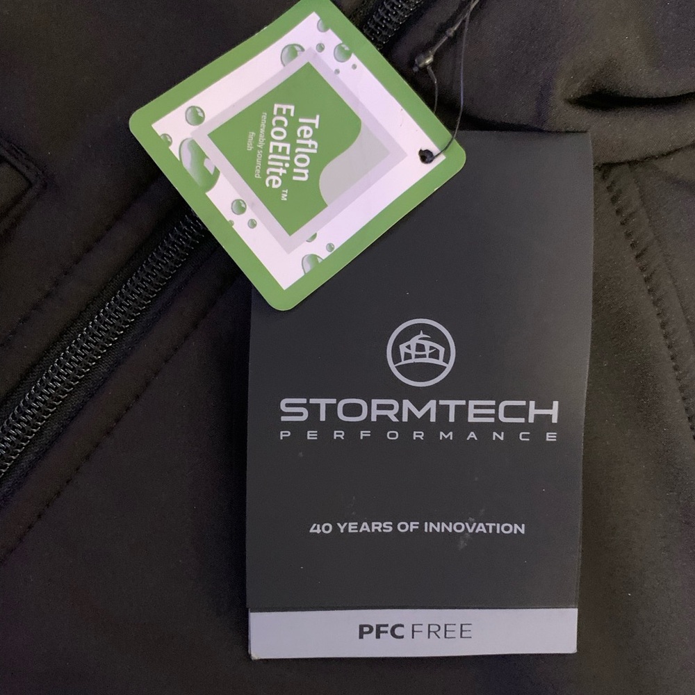 💙 New STORMTECH Jacket - Picture 2 of 4